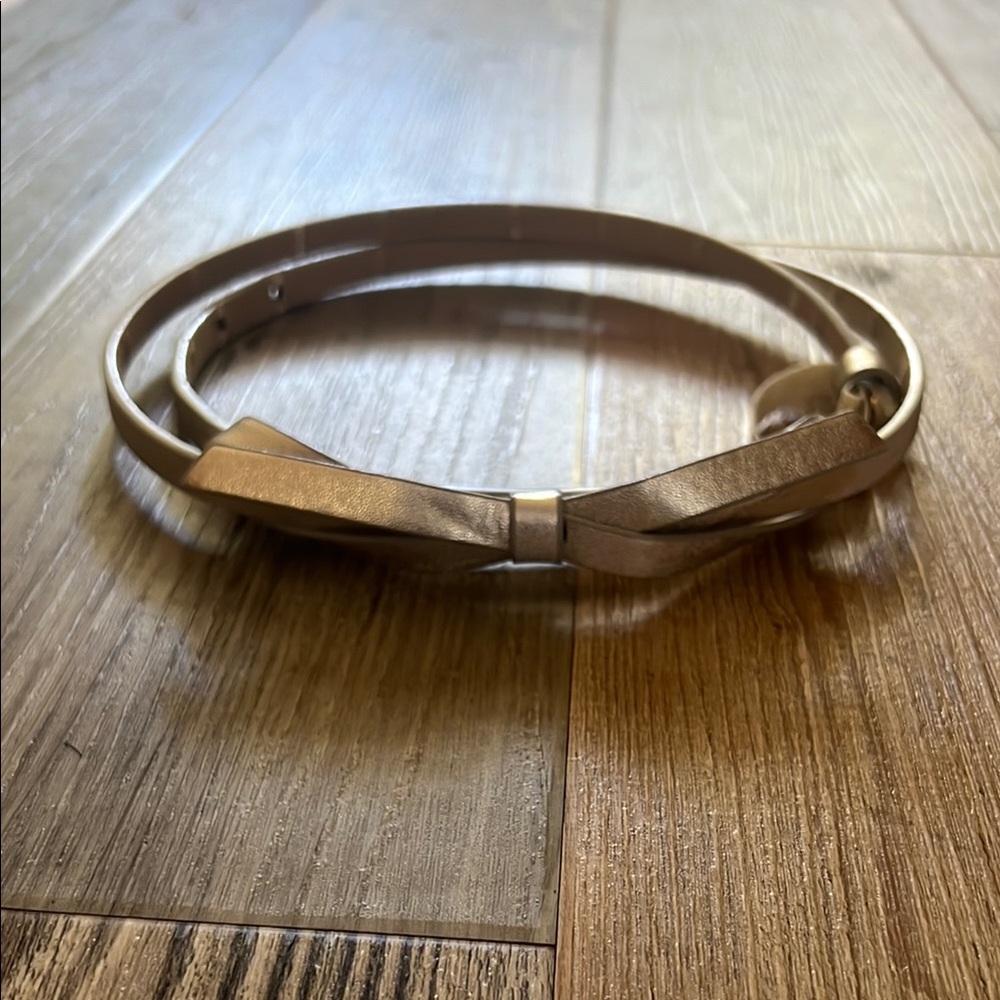 Hinge Elegant Gold Bow Belt S/M Waist Fit